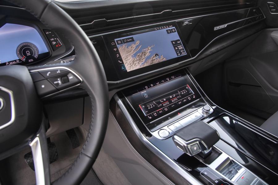 Детали интерьера Audi Q7 50 TDI Quattro (4M) 2019 года  (WW) (фото 39 из 40)